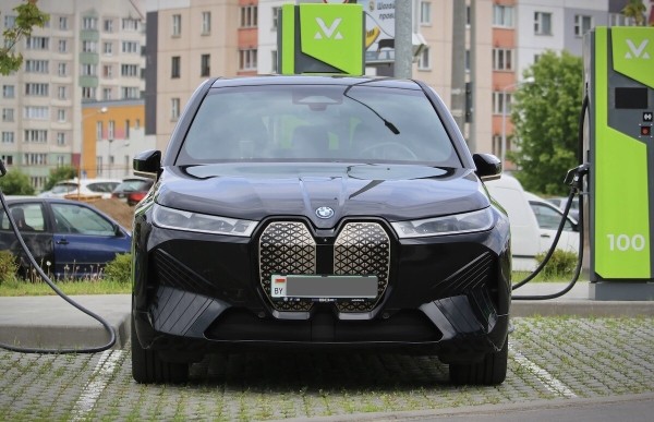 Белорусская фирма купила BMW iX и устала чинить авто. Дилер: «Подтверждения каких-либо неисправностей нет» Белорусская фирма купила BMW iX и устала чинить авто. Дилер: «Подтверждения каких-либо неисправностей нет»