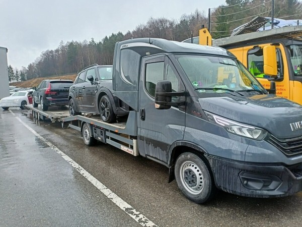 А есть ли смысл? Расспросили представителя автобизнеса РФ об иномарках, которые едут в Россию из Беларуси А есть ли смысл? Расспросили представителя автобизнеса РФ об иномарках, которые едут в Россию из Беларуси