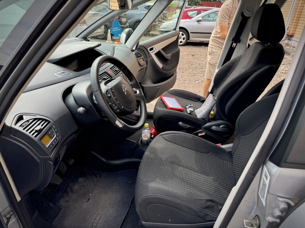 Изучаем с подборщиком, что можно купить за $12 000 «без пробега по РБ» Изучаем с подборщиком, что можно купить за $12 000 «без пробега по РБ»