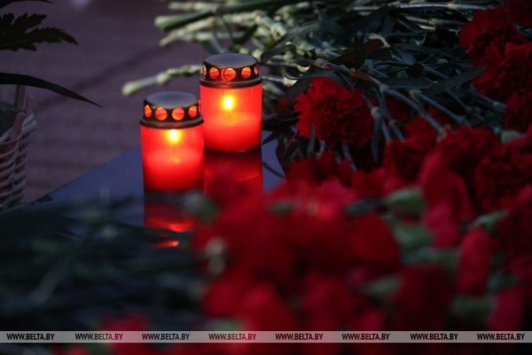 Около 20 тыс. человек стали участниками митинга-реквиема в Брестской крепости Около 20 тыс. человек стали участниками митинга-реквиема в Брестской крепости