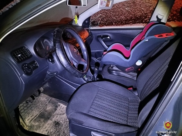 В Беларуси угонщика авто вычислили по ткани брюк и запаху В Беларуси угонщика авто вычислили по ткани брюк и запаху