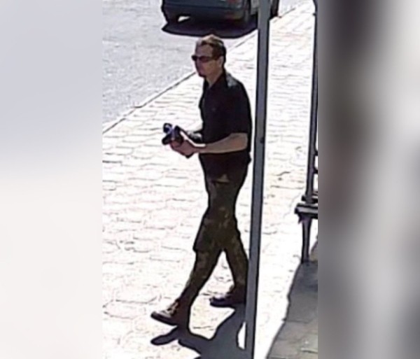 Находился на остановке «Адамковская». В Бресте милиция устанавливает личность мужчины Находился на остановке «Адамковская». В Бресте милиция устанавливает личность мужчины