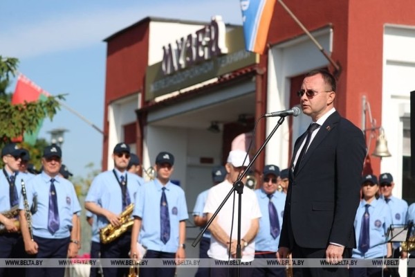 Уникальный передвижной музей «Поезд Победы» сделал остановку в Бресте