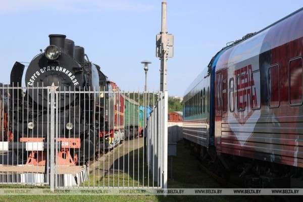 Уникальный передвижной музей «Поезд Победы» сделал остановку в Бресте