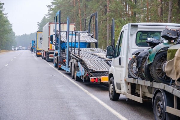 «Через Турцию — 5 000 евро сверху». Какие остались пути доставки «зависших» в Литве машин «Через Турцию — 5 000 евро сверху». Какие остались пути доставки «зависших» в Литве машин