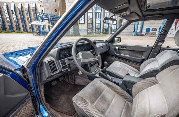 Это судьба! Брестчанин спустя 20 лет вернул и восстановил свою Mazda 929 из 80-х Это судьба! Брестчанин спустя 20 лет вернул и восстановил свою Mazda 929 из 80-х