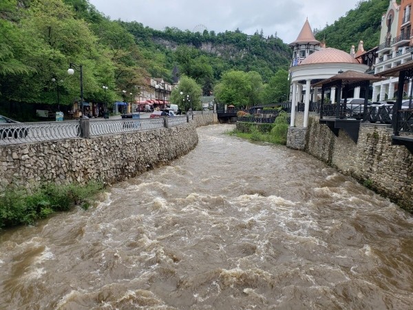 В Грузию на Buick Encore. Семья из Беларуси проехала 6 600 км — во сколько обошлось такое путешествие? В Грузию на Buick Encore. Семья из Беларуси проехала 6 600 км — во сколько обошлось такое путешествие?