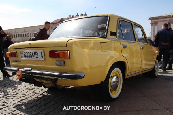 «Хотелось сделать автомобиль, как у отца»: белорус с любовью восстановил ВАЗ 2101. И вот что у него получилось! «Хотелось сделать автомобиль, как у отца»: белорус с любовью восстановил ВАЗ 2101. И вот что у него получилось!