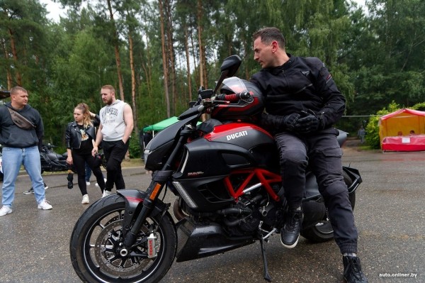 Под Брестом прошел байкерский фестиваль. Фоторепортаж Под Брестом прошел байкерский фестиваль. Фоторепортаж