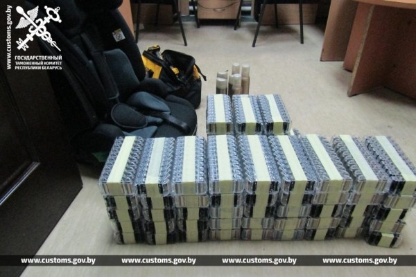 В Беларусь хотели незаконно ввезти 500 компьютерных процессоров В Беларусь хотели незаконно ввезти 500 компьютерных процессоров