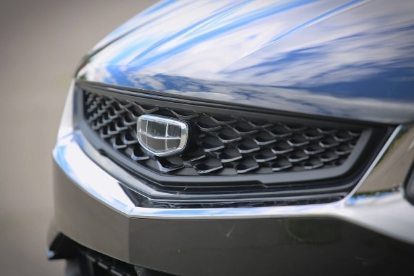 Белорус проехал 40 000 км на Geely Tugella, а теперь очень хочет вернуть кроссовер обратно. Почему? Белорус проехал 40 000 км на Geely Tugella, а теперь очень хочет вернуть кроссовер обратно. Почему?