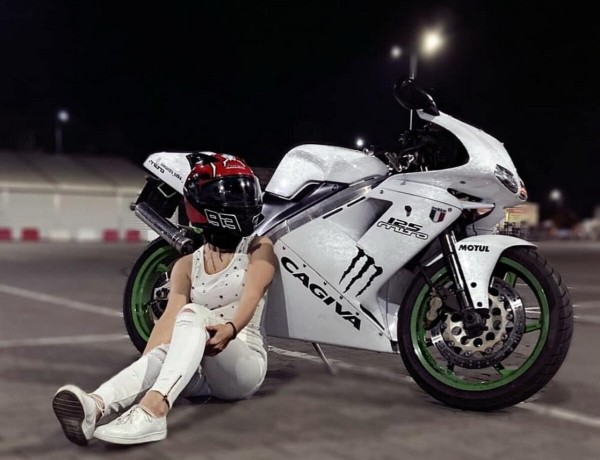 Девушка из Кобрина рассказала о своём Suzuki Intruder VS800 Девушка из Кобрина рассказала о своём Suzuki Intruder VS800