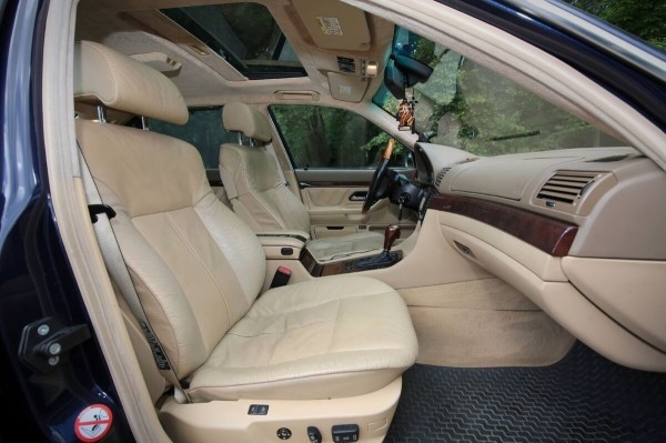 BMW 740iL (E38) в руках белоруса: «Затраты на содержание — информация не для слабонервных» BMW 740iL (E38) в руках белоруса: «Затраты на содержание — информация не для слабонервных»