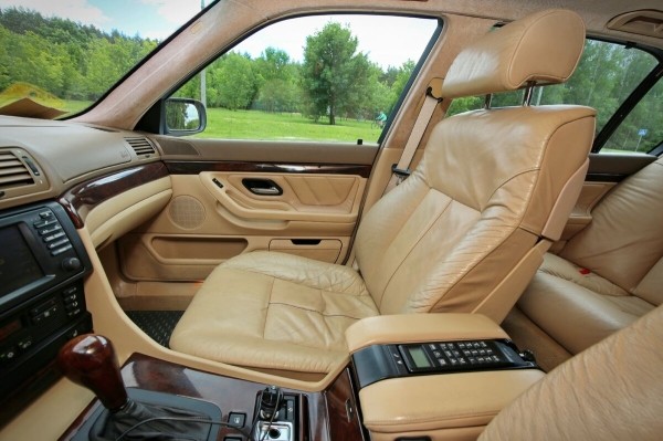 BMW 740iL (E38) в руках белоруса: «Затраты на содержание — информация не для слабонервных» BMW 740iL (E38) в руках белоруса: «Затраты на содержание — информация не для слабонервных»