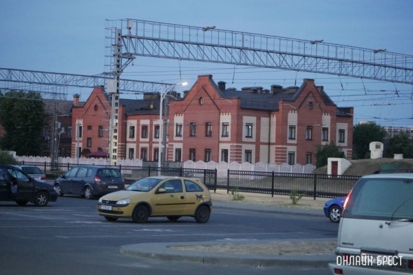 Теперь можно будет ездить 30 дней на «транзитах» и утилизировать авто через год простоя Теперь можно будет ездить 30 дней на «транзитах» и утилизировать авто через год простоя