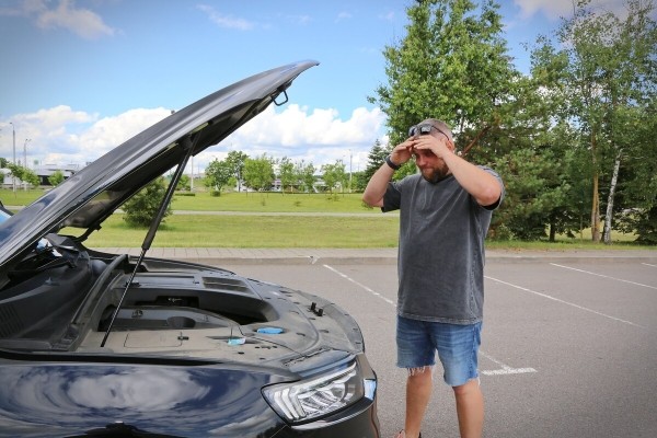 Белорус проехал 40 000 км на Geely Tugella, а теперь очень хочет вернуть кроссовер обратно. Почему? Белорус проехал 40 000 км на Geely Tugella, а теперь очень хочет вернуть кроссовер обратно. Почему?