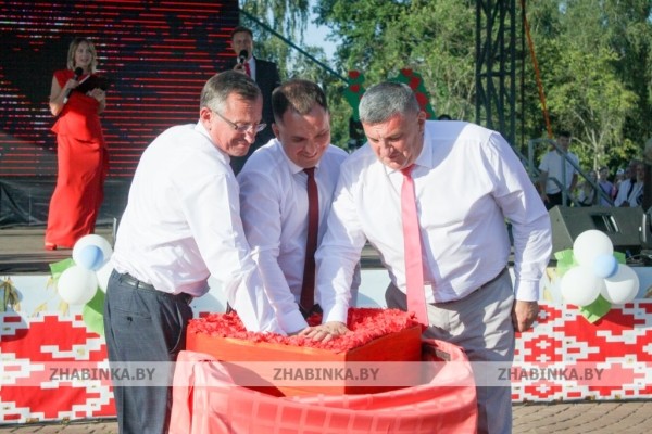 День города Жабинки: жители и гости города-спутника окунулись в праздничную атмосферу День города Жабинки: жители и гости города-спутника окунулись в праздничную атмосферу