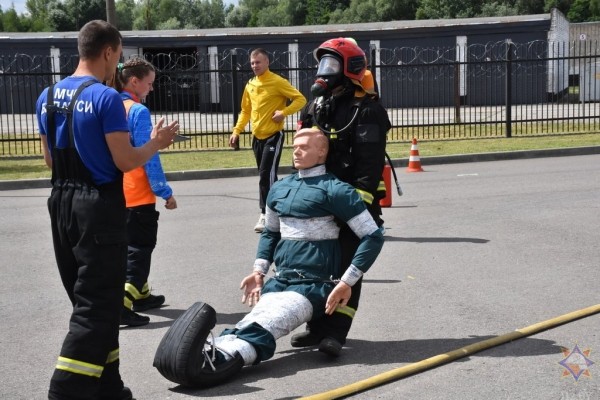 Определен сильнейший пожарный-спасатель в Брестской области Определен сильнейший пожарный-спасатель в Брестской области