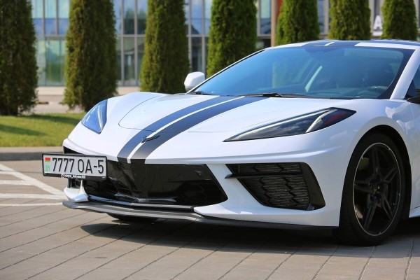 «На светофорах бывает стыдно!». Белорус о спорткаре за $150 000 «На светофорах бывает стыдно!». Белорус о спорткаре за $150 000