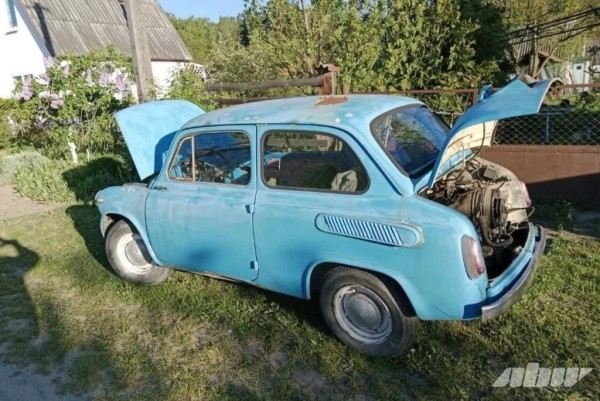 Был катафалком, а стал звездой кино: история «Баркаса-1000» и других ретроавто коллекционера из Жабинки Был катафалком, а стал звездой кино: история «Баркаса-1000» и других ретроавто коллекционера из Жабинки