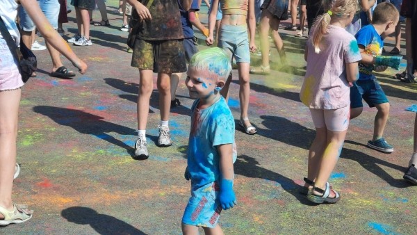 «Цветное безумие» и пенная вечеринка. Фестиваль Dreamfest в городском парке Бреста «Цветное безумие» и пенная вечеринка. Фестиваль Dreamfest в городском парке Бреста