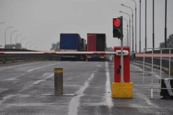 Правила пересечения ужесточились: что происходит на польской границе Правила пересечения ужесточились: что происходит на польской границе