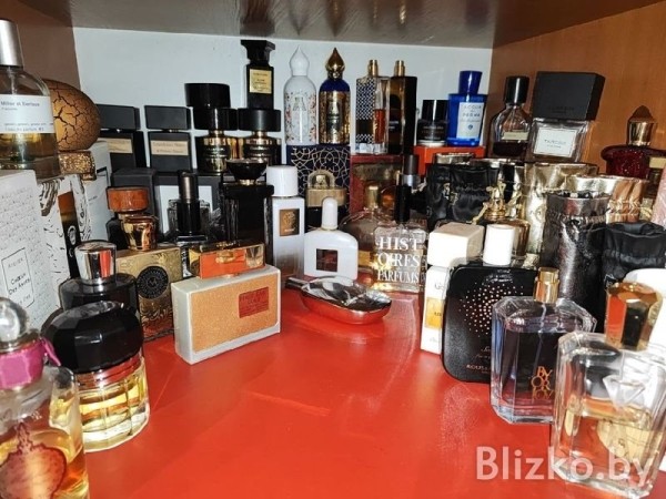 Белоруска ушла в парфюмерный «запой» и собрала коллекцию духов из 350 флаконов. Как ей удалось это сделать Белоруска ушла в парфюмерный «запой» и собрала коллекцию духов из 350 флаконов. Как ей удалось это сделать