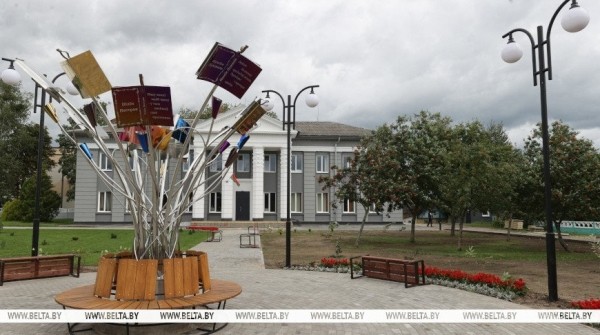 Ивацевичи готовятся ко Дню белорусской письменности. Фотофакт Ивацевичи готовятся ко Дню белорусской письменности. Фотофакт