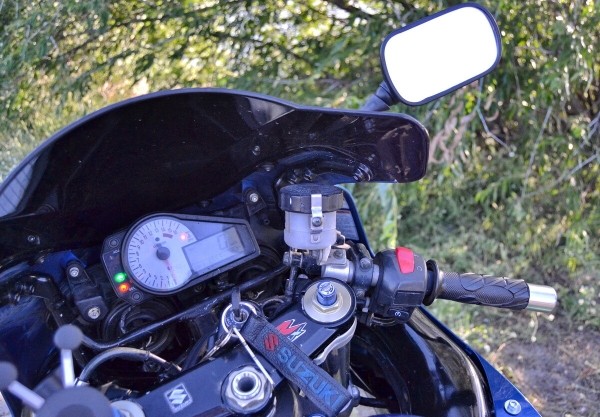 «Не изменю статус, пока не куплю спортбайк!» Жительница Брестской области о своей мечте — Suzuki GXS-R 600 «Не изменю статус, пока не куплю спортбайк!» Жительница Брестской области о своей мечте — Suzuki GXS-R 600