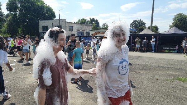 «Цветное безумие» и пенная вечеринка. Фестиваль Dreamfest в городском парке Бреста «Цветное безумие» и пенная вечеринка. Фестиваль Dreamfest в городском парке Бреста