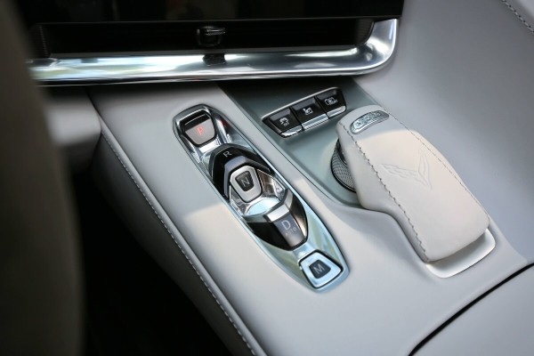 «На светофорах бывает стыдно!». Белорус о спорткаре за $150 000 «На светофорах бывает стыдно!». Белорус о спорткаре за $150 000