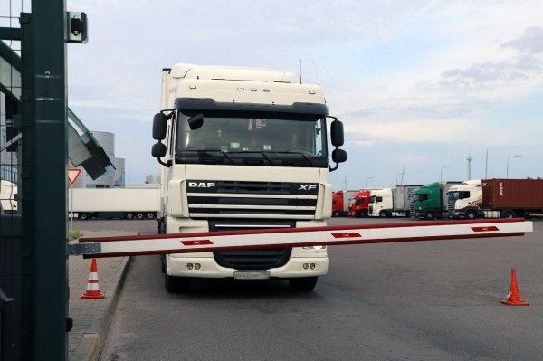 Польша не пускает фуры через пункт пропуска «Козловичи» Польша не пускает фуры через пункт пропуска «Козловичи»