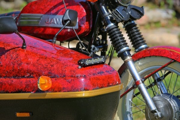 Сделал Jawa необычной! Посмотрите, в какой интересный проект белорус превратил чехословацкий мотоцикл Сделал Jawa необычной! Посмотрите, в какой интересный проект белорус превратил чехословацкий мотоцикл