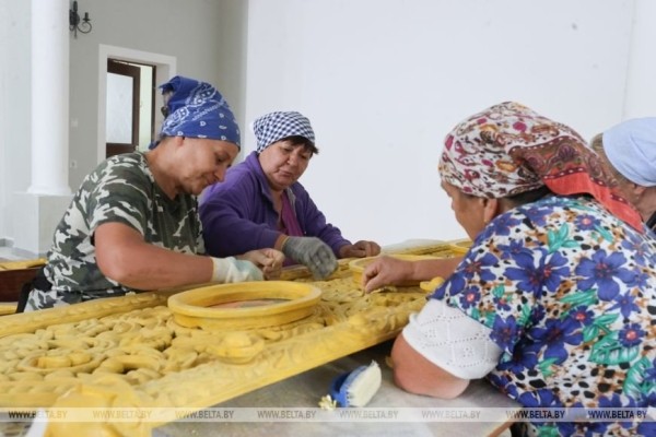 Ивацевичи готовятся ко Дню белорусской письменности. Фотофакт Ивацевичи готовятся ко Дню белорусской письменности. Фотофакт