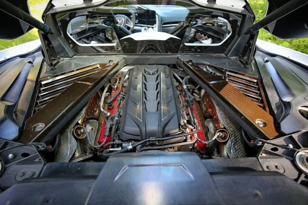 «На светофорах бывает стыдно!». Белорус о спорткаре за $150 000 «На светофорах бывает стыдно!». Белорус о спорткаре за $150 000