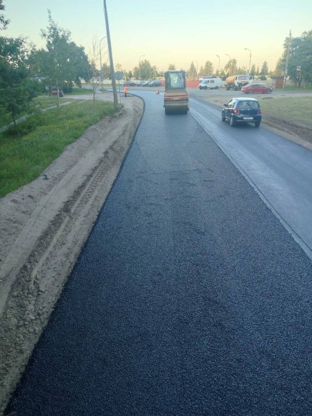 Специалисты КУП «Брестское ДЭП» ведут ямочный ремонт в микрорайонах Ковалево, Восток Специалисты КУП «Брестское ДЭП» ведут ямочный ремонт в микрорайонах Ковалево, Восток