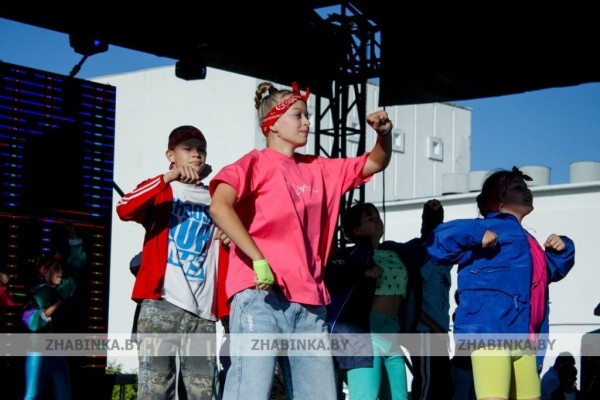 День города Жабинки: жители и гости города-спутника окунулись в праздничную атмосферу День города Жабинки: жители и гости города-спутника окунулись в праздничную атмосферу