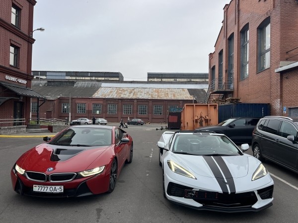 «На светофорах бывает стыдно!». Белорус о спорткаре за $150 000 «На светофорах бывает стыдно!». Белорус о спорткаре за $150 000