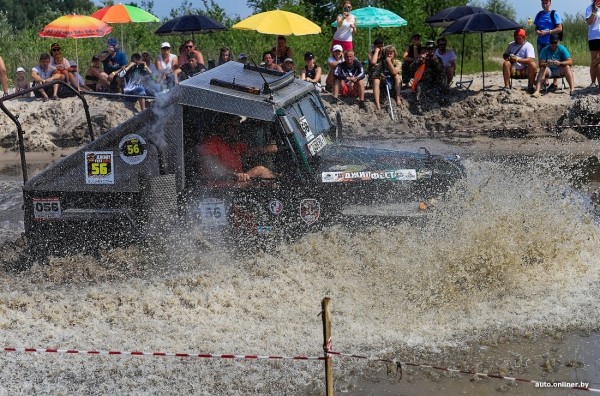 Под Брестом проходит джип-фестиваль. Фоторепортаж Под Брестом проходит джип-фестиваль. Фоторепортаж
