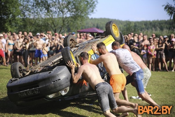 Байк-фест MOTOFESTWEST-10: как развлекались мотоциклисты под Барановичами