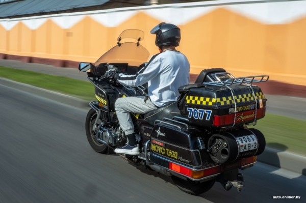 Права категории А получил только в 36 лет: как белорус зарабатывает на мототакси Права категории А получил только в 36 лет: как белорус зарабатывает на мототакси