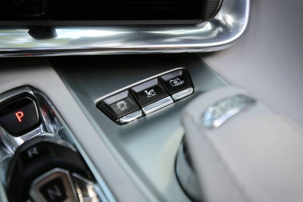 «На светофорах бывает стыдно!». Белорус о спорткаре за $150 000 «На светофорах бывает стыдно!». Белорус о спорткаре за $150 000