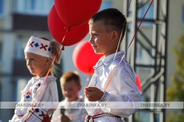 День города Жабинки: жители и гости города-спутника окунулись в праздничную атмосферу День города Жабинки: жители и гости города-спутника окунулись в праздничную атмосферу