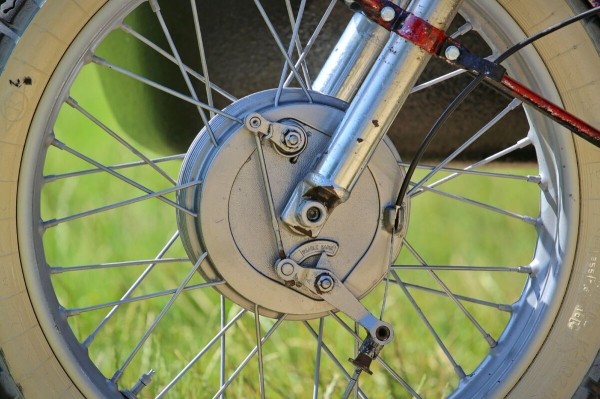 Сделал Jawa необычной! Посмотрите, в какой интересный проект белорус превратил чехословацкий мотоцикл Сделал Jawa необычной! Посмотрите, в какой интересный проект белорус превратил чехословацкий мотоцикл