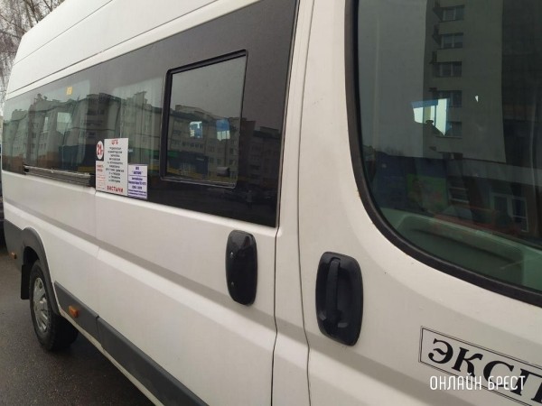 Может ли водитель маршрутки не пустить в салон пассажира с мороженым? Может ли водитель маршрутки не пустить в салон пассажира с мороженым?