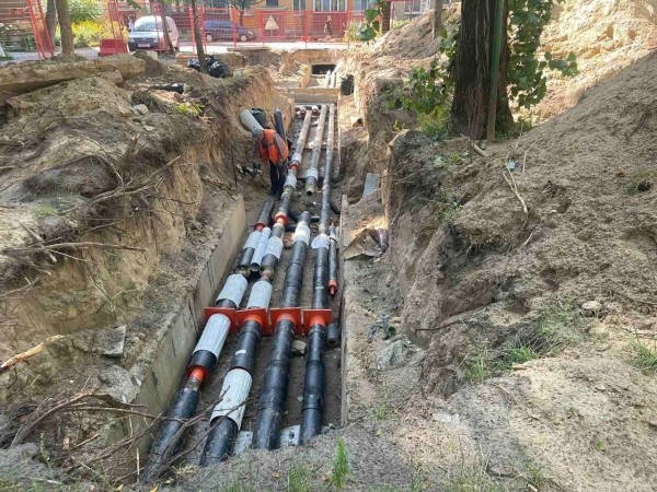 В Бресте на Партизанском проспекте идет замена трубопроводов. Когда закончат работы? В Бресте на Партизанском проспекте идет замена трубопроводов. Когда закончат работы?