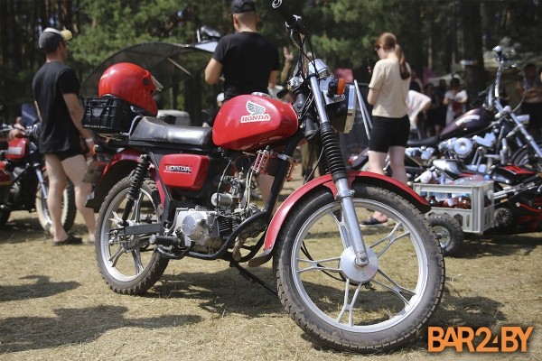 Байк-фест MOTOFESTWEST-10: как развлекались мотоциклисты под Барановичами