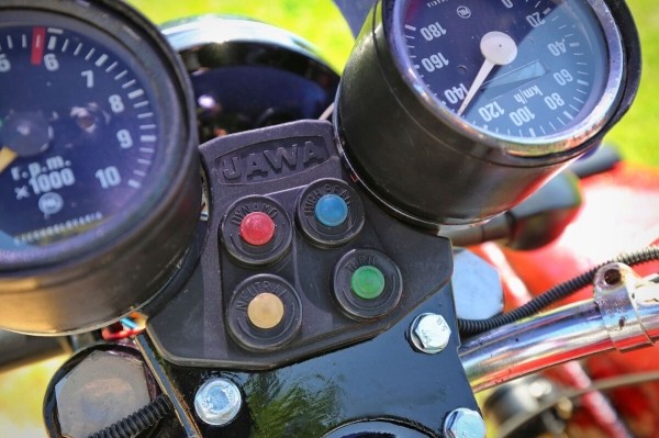 Сделал Jawa необычной! Посмотрите, в какой интересный проект белорус превратил чехословацкий мотоцикл Сделал Jawa необычной! Посмотрите, в какой интересный проект белорус превратил чехословацкий мотоцикл