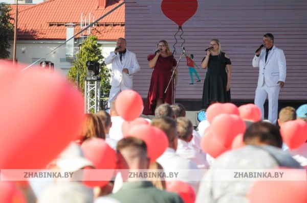 День города Жабинки: жители и гости города-спутника окунулись в праздничную атмосферу День города Жабинки: жители и гости города-спутника окунулись в праздничную атмосферу