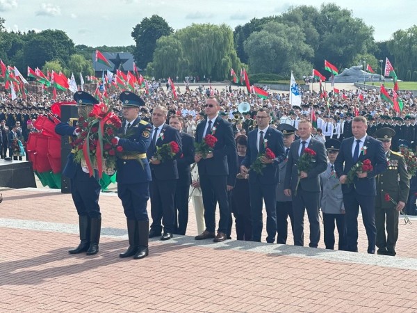 Праздничные мероприятия ко Дню Независимости проходят в Бресте Праздничные мероприятия ко Дню Независимости проходят в Бресте
